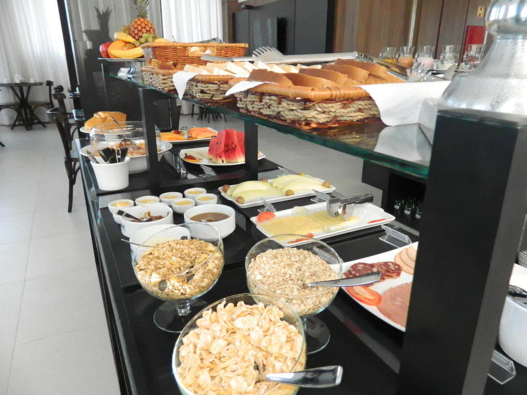 M Tower Hotel Pelotas Extérieur photo